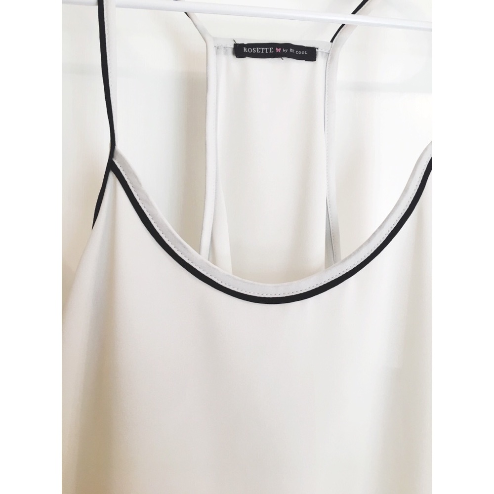 B&W Rosette Tank - Picture 2 of 4